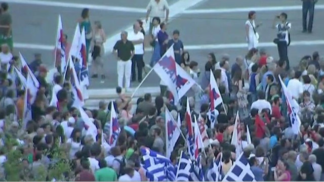 American political divide over Greek debt crisis