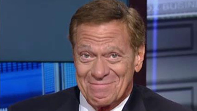 Joe Piscopo hones in on humor in the GOP debate 