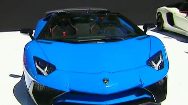 Lamborghini’s $500K sexy super car selling out 