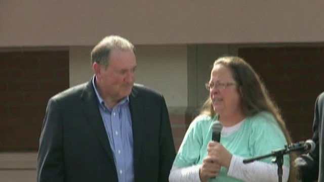 Kentucky clerk released from jail