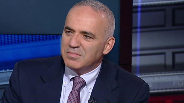 Kasparov: Failed U.S. policy contributed to refugee crisis 
