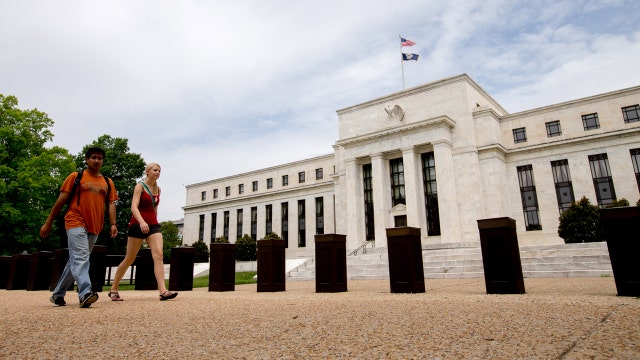 Fed votes 9-1 to leave interest rates unchanged