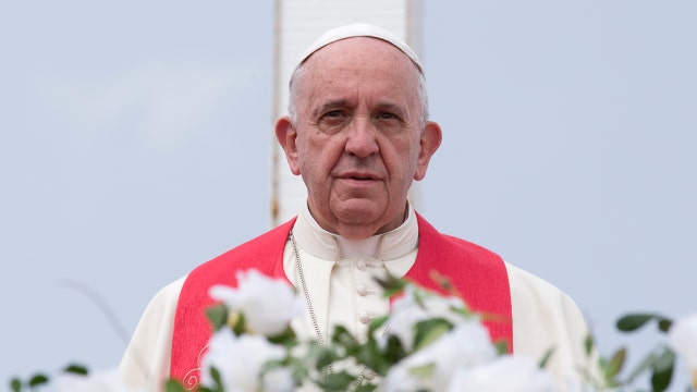 Pope Francis criticizes capitalism