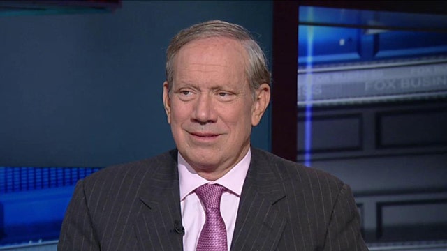 Pataki: Hillary Clinton is untrustworthy    