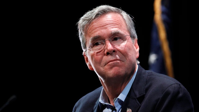 Jeb Bush cuts campaign salaries