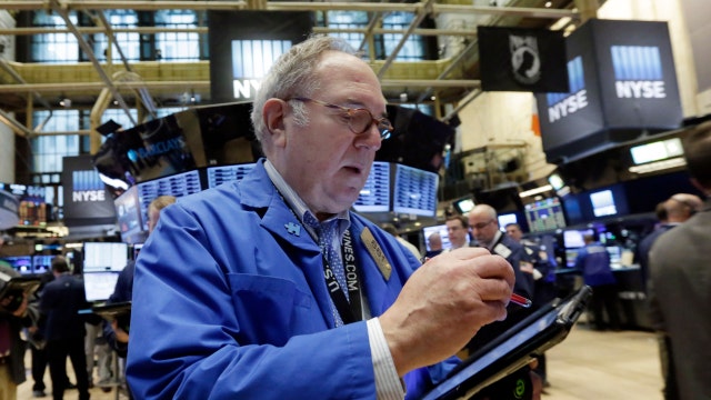 Dow closes up 125 points, oil higher for third-straight day