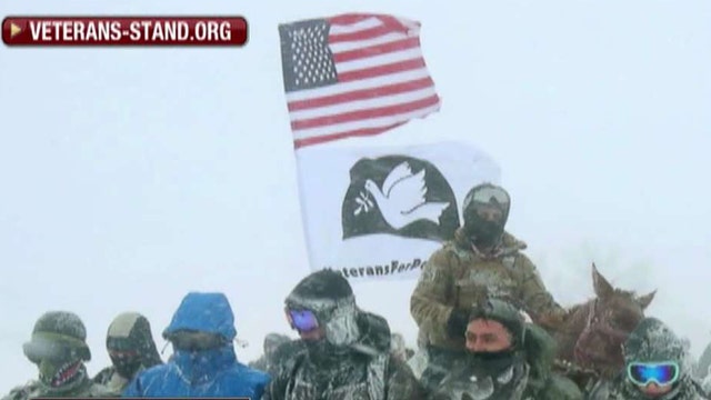 U.S. military vets stand by Dakota pipeline protesters