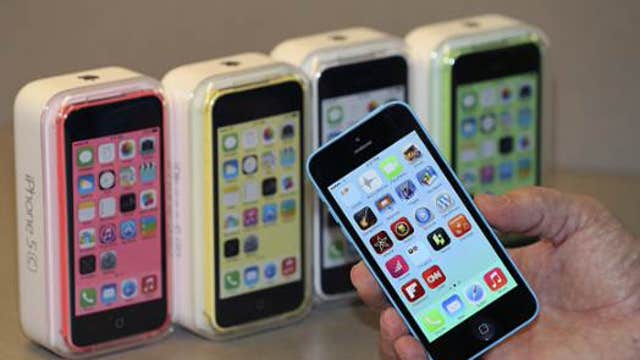 Apple to launch larger iPhones?