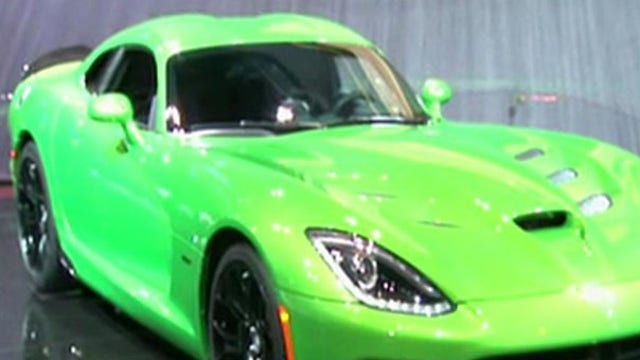 Chrysler gets exotic with sexy new Viper