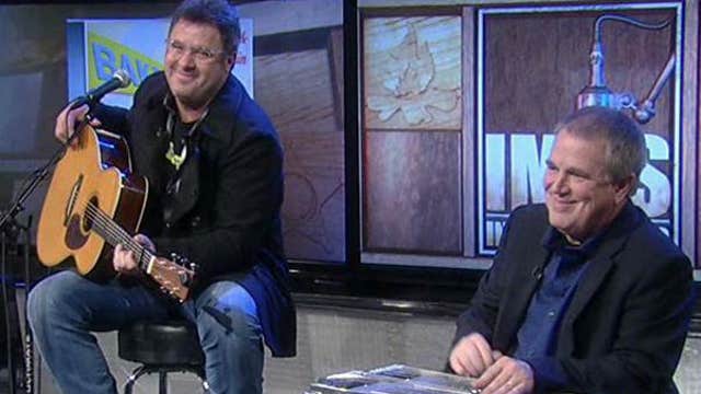Vince Gill and Paul Franklin sing ‘I Can’t Be Myself’