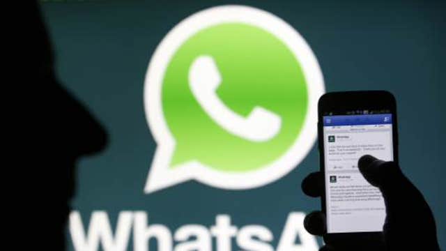 Facebook buys WhatsApp for $19B