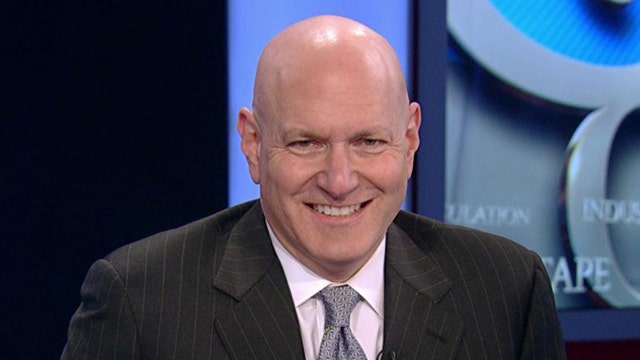 Dr. Keith Ablow discusses whether people who are addicted to investing in stocks.