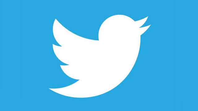 Social shopping: Using a hashtag to buy online