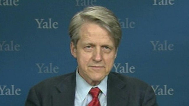 Yale's Shiller Worried About Drop in Home Prices