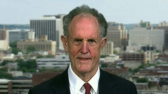 Former Senator Kaufman on Shrinking U.S. Banks