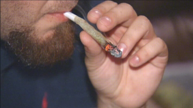 Washington, DC Mayor signs bill to decriminalize pot