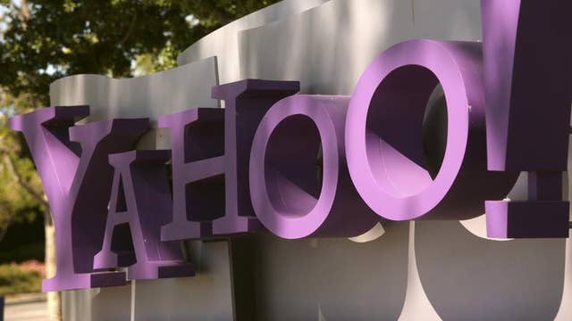 Yahoo beefs up security to combat hackers, spying