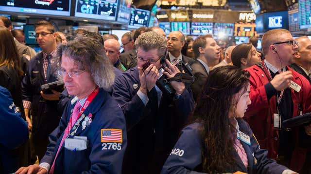 Investors sit and wait on 1Q earnings