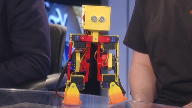Make a robot with 3-D printers