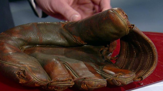 Jackie Robinson’s Glove Hits the Auction Block
