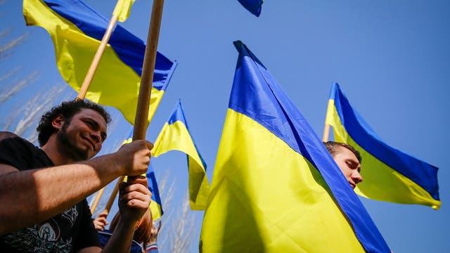 Diplomats call for de-escalation of tensions in Ukraine
