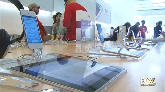 Focus on earnings next week with tech giant Apple taking the spotlight. Christina Scotti reports.