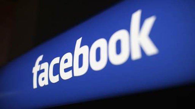 Facebook buying fitness tracking app