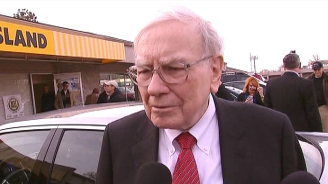 FBN's Liz Claman talks to Berkshire Hathaway CEO Warren Buffett about the importance of equality for women and the future of the company.