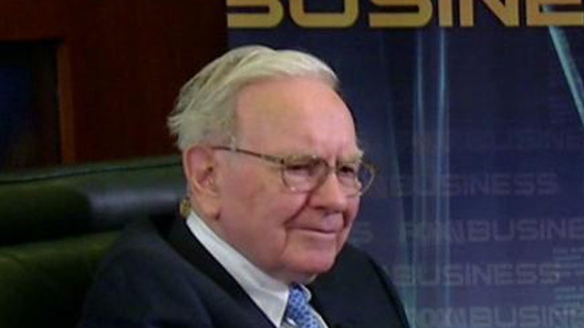 Liz Claman interviews Warren Buffett, Charlie Munger and Bill Gates