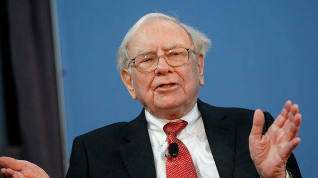 NYU Stern students ask Buffett: Considering activism?