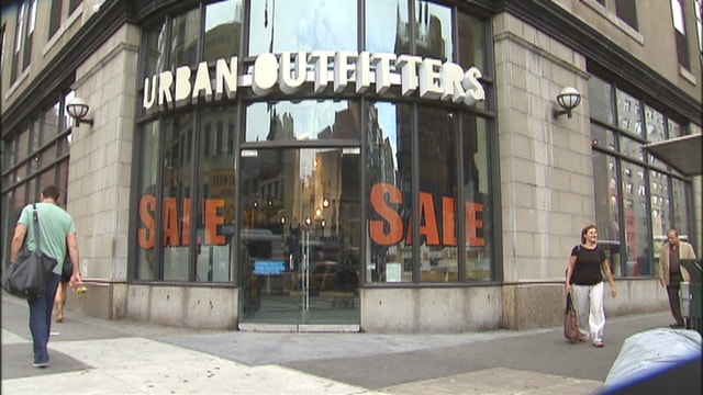 Urban Outfitters 1Q earnings miss estimates
