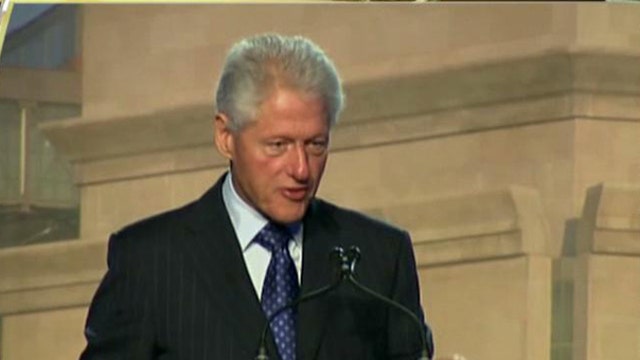 Bill Clinton Getting $500K to Speak at Event