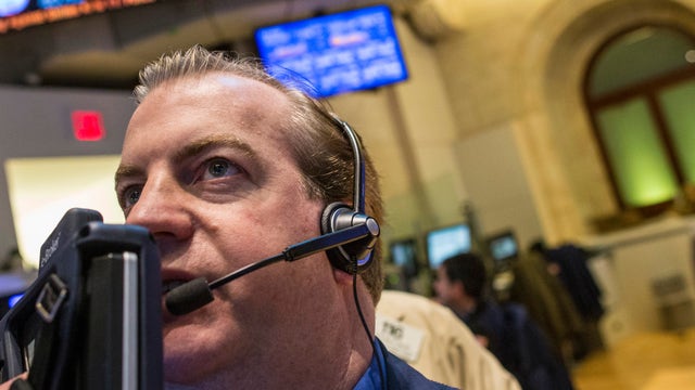 Dow hits all-time high of 17,000