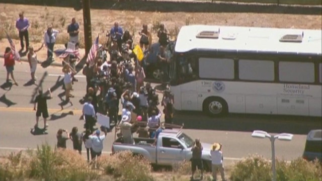 What’s the Deal, Neil: Illegal immigrants bused to California?