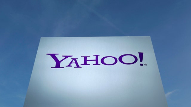 Should Yahoo follow Google’s strategy?