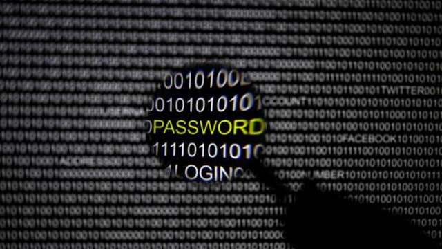 Report: Feds Tells Web Firms to Turn Over Passwords
