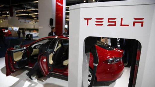 Tesla 2Q earnings beat, but revenue misses the mark
