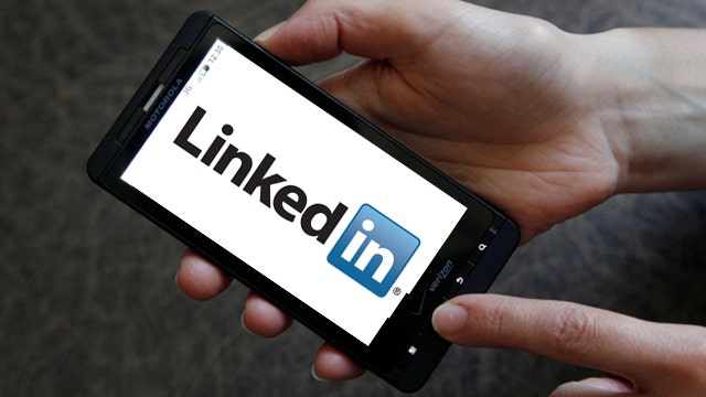 Make the most of mobile networking on LinkedIn