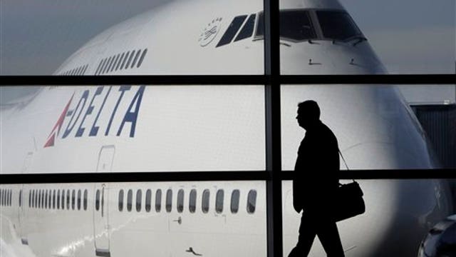 As airlines pinch pennies, airports offer more perks
