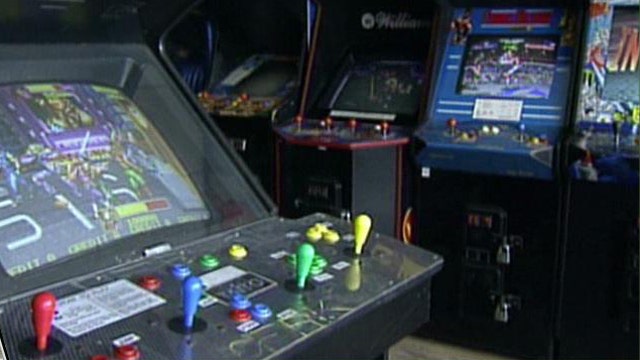 Vintage Arcade Rental Service Sees Demand in Offices