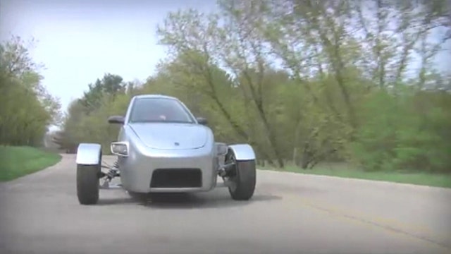 3-Wheel Elio takes on the Smart car
