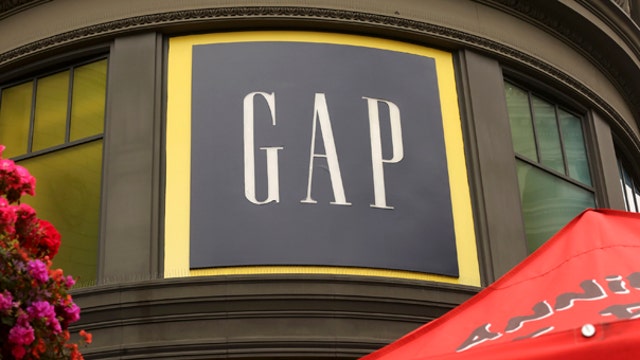 Gap 2Q earnings top estimates