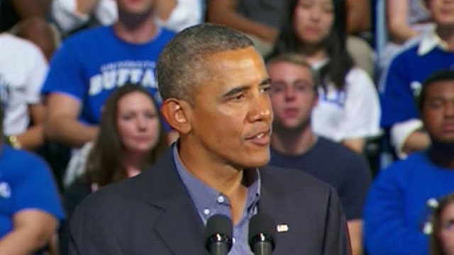 Obama Promises a Plan to Reduce College Costs