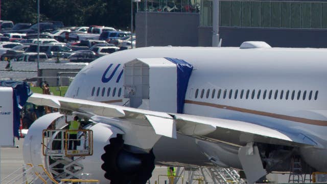 United Airlines to offer new food for premium flyers