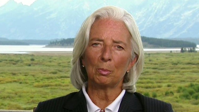 Lagarde: Global Economy Still Fragile