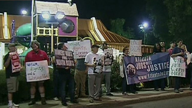 Fast-Food Workers Push for Minimum Wage Increase