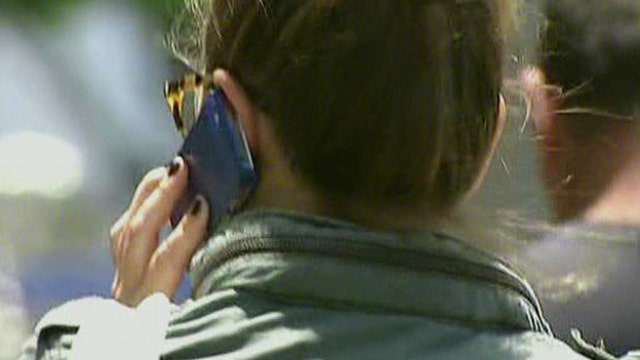 More People Relying on Cell Phones, Less on Landlines