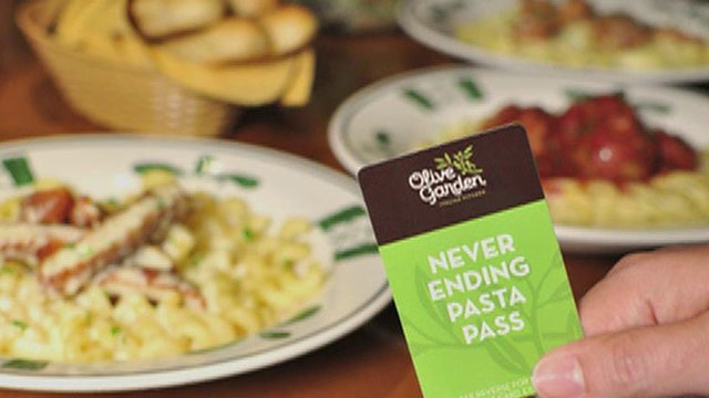 Branding expert Bruce Turkel and Simon Constable of The Wall Street Journal on Olive Garden selling 1,000 never ending pasta passes for $100.