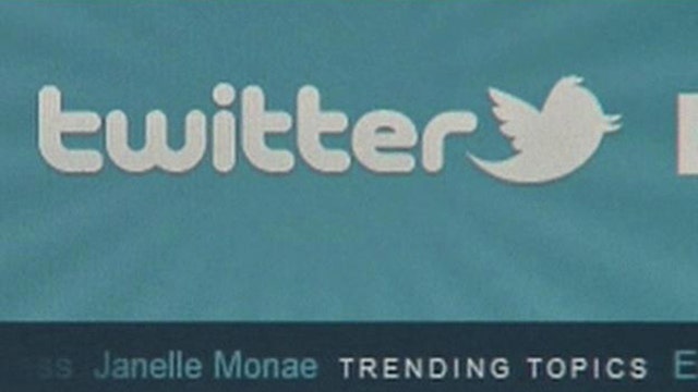 Twitter Files for IPO
