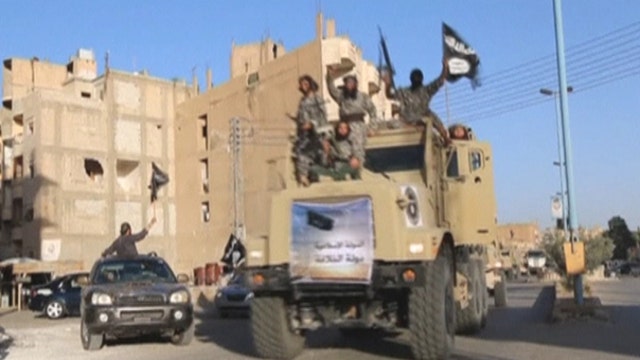 Widening rift between White House, military over ISIS strategy?